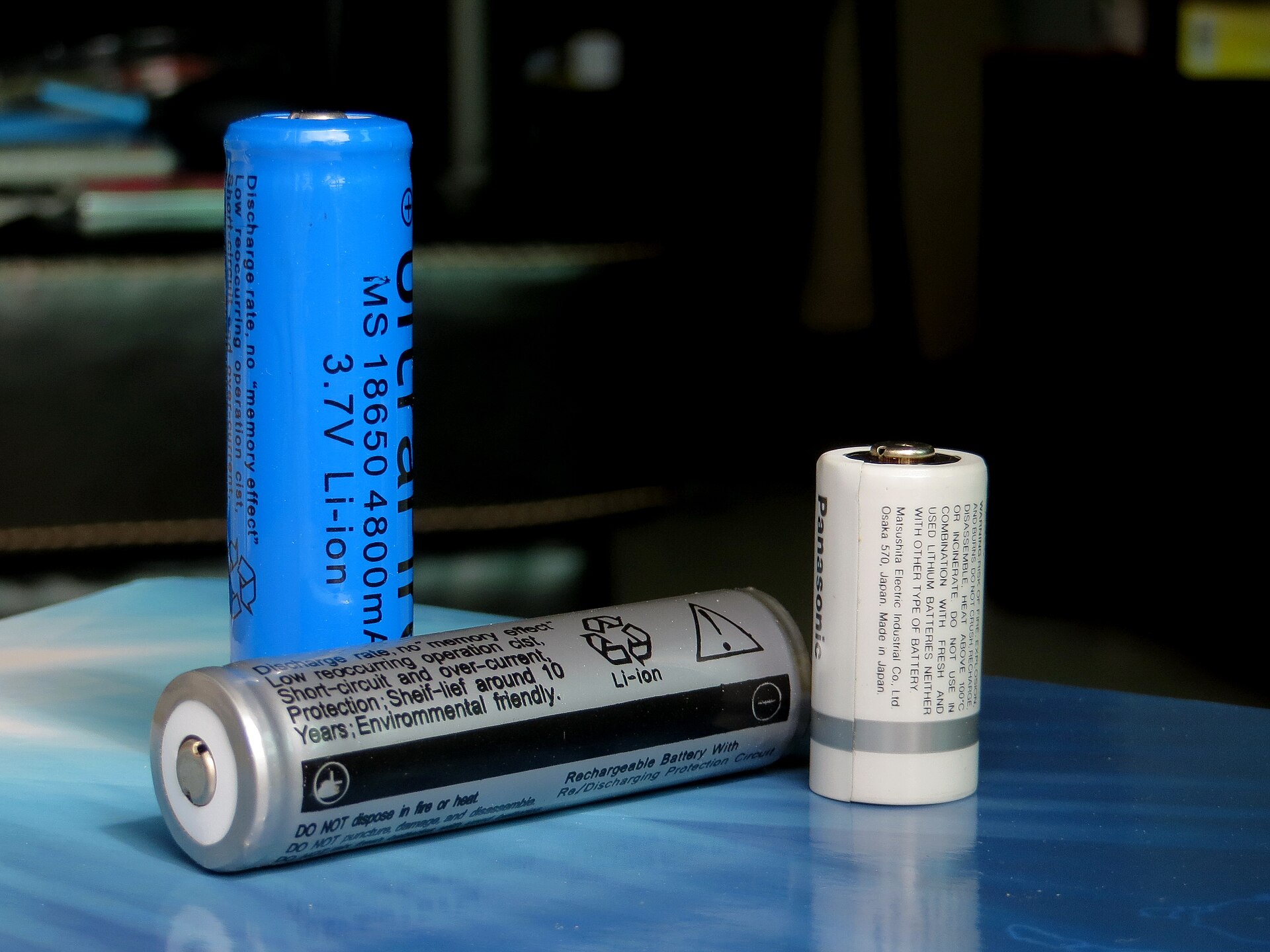 "Plasma and lemon juice" recycles batteries — the headline is doing a lot of work