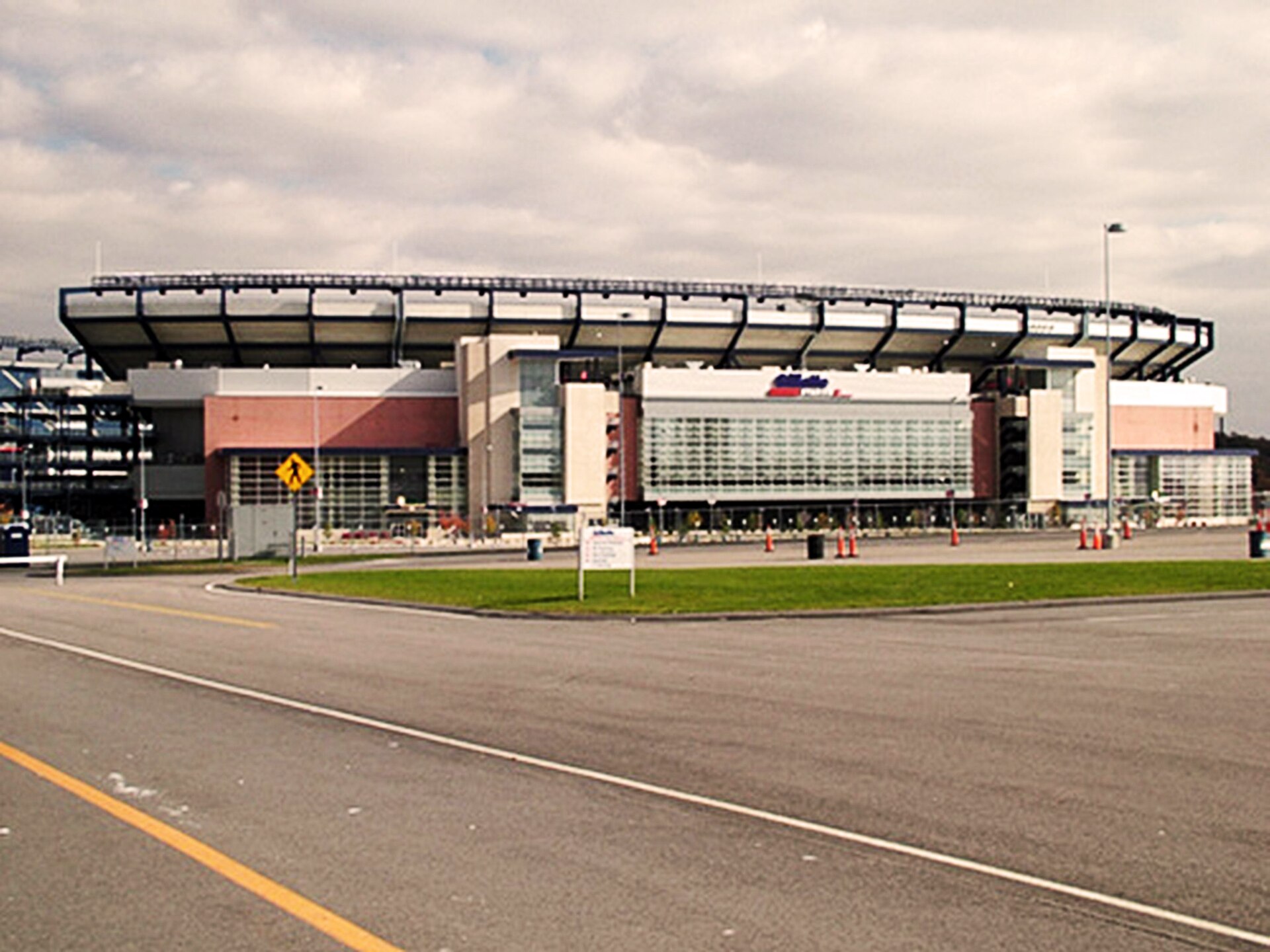 rStream's Gillette Stadium sorter: strong pilot signal, incomplete proof of scale