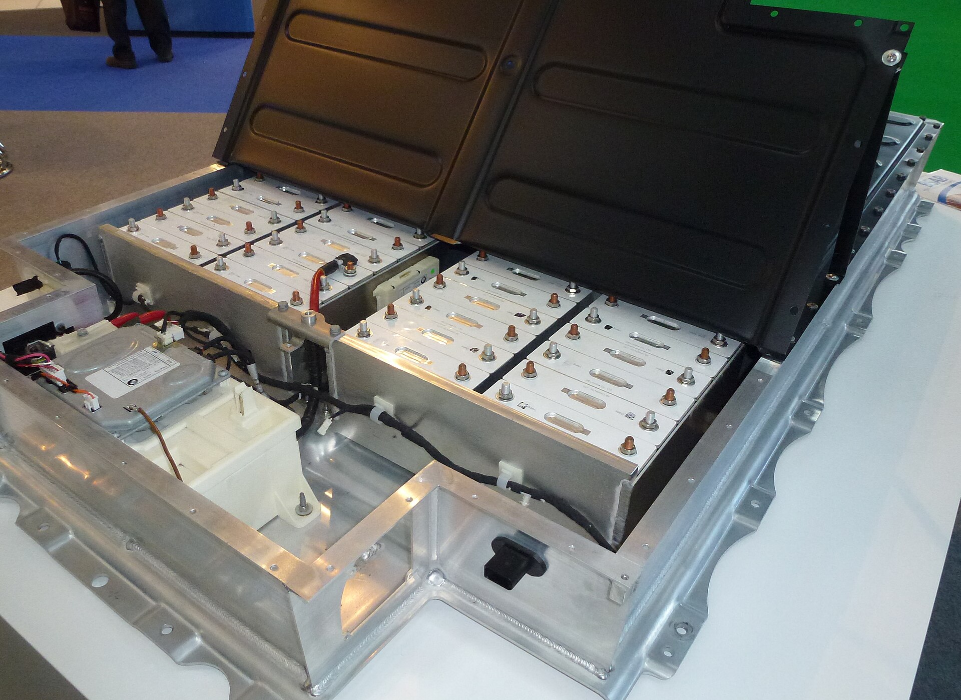 Inside a production pack. Format, chemistry and adhesive vary by manufacturer and model year — the variability a lab-prepared feed never has to handle.